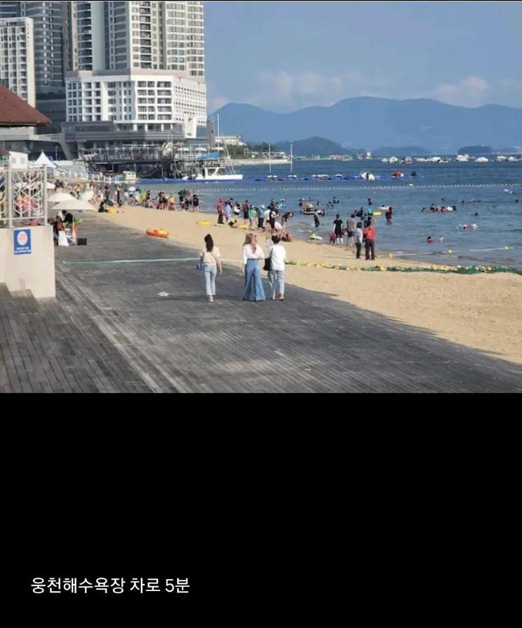 Lotte Castle Marina Aparthotel Yeosu Exterior photo